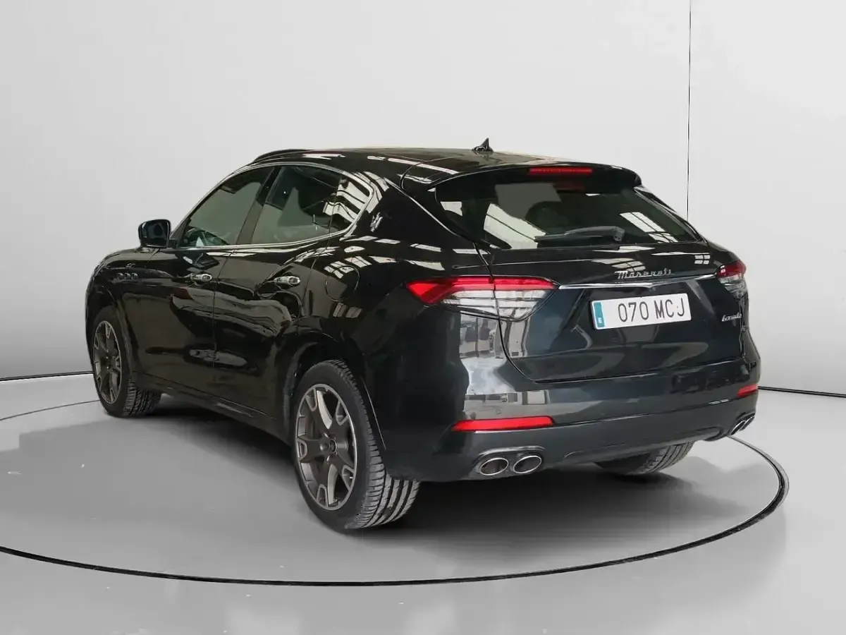 Usado Maserati Levante GT 330 CV (242 kW) 2022 Blanco SUV