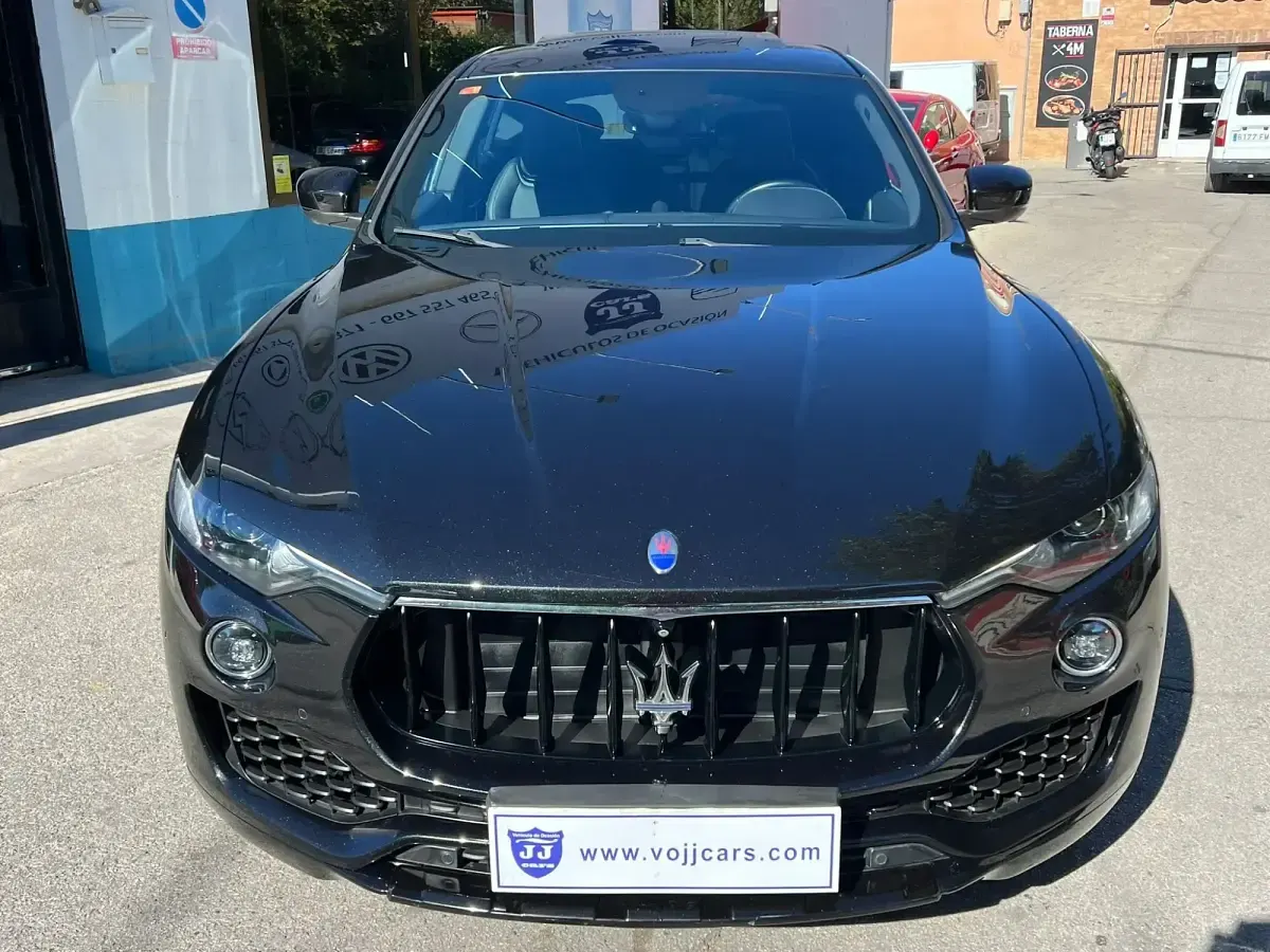 Usado Maserati Levante 275 CV (202 kW) 2018 Negro SUV