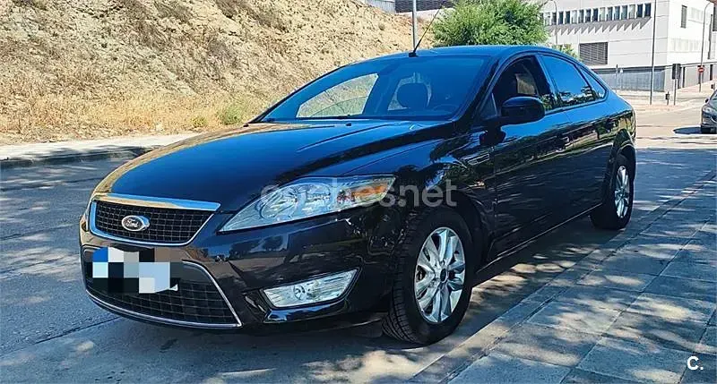 Usado Ford Mondeo Trend 140 CV (102 kW) 2009 Negro Berlina