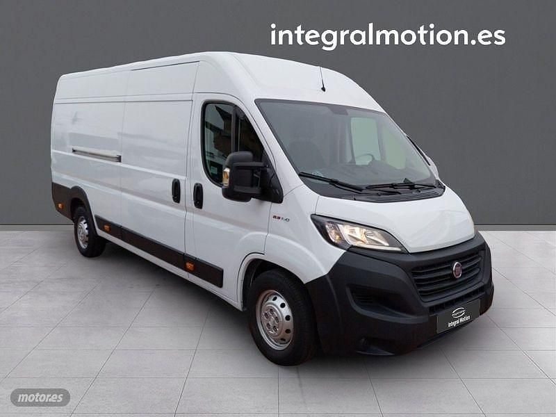 Usado Fiat Ducato 135 CV (99 kW) 2021 Blanco Van