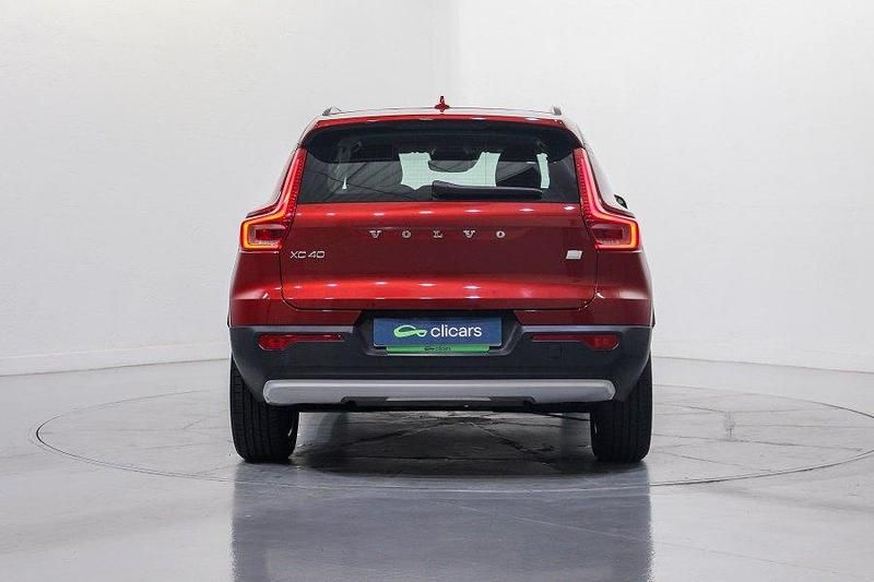 Usado Volvo XC40 Business Edition 262 CV (192 kW) 2020 Rojo SUV