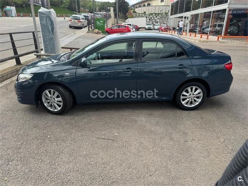 Azul Usado 2009 Toyota Corolla Sol Berlina | 5000 € (Buen precio) - Imagen 1/4