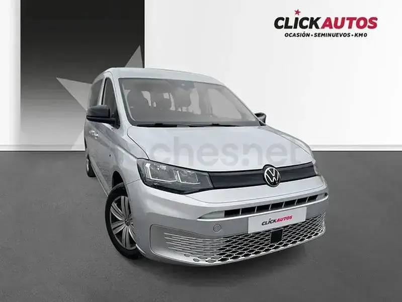 Usado VW Caddy Maxi 122 CV (89 kW) 2024 Gris / plata Monovolumen