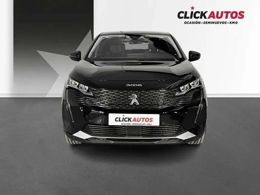 Usado Peugeot 3008 Allure 131 CV (96 kW) 2022 Negro SUV