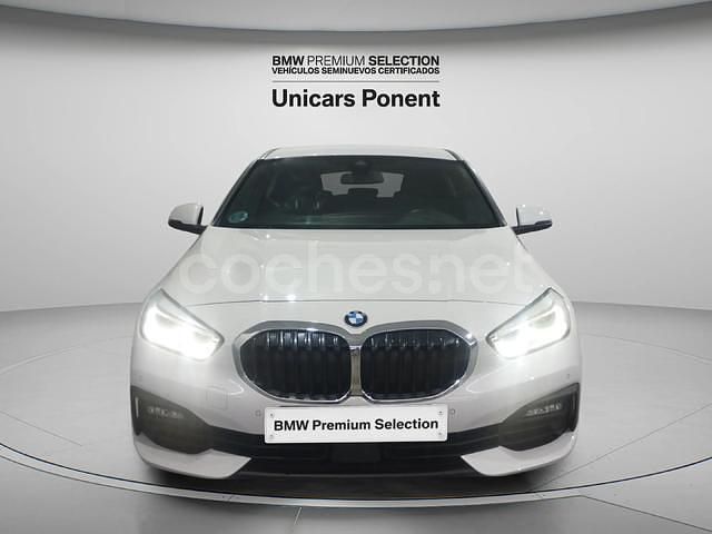 Usado BMW 118 Comfort Edition 150 CV (110 kW) 2022 Blanco Utilitario