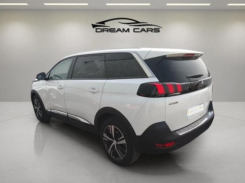 Usado Peugeot 5008 Active 130 CV (95 kW) 2019 Blanco SUV