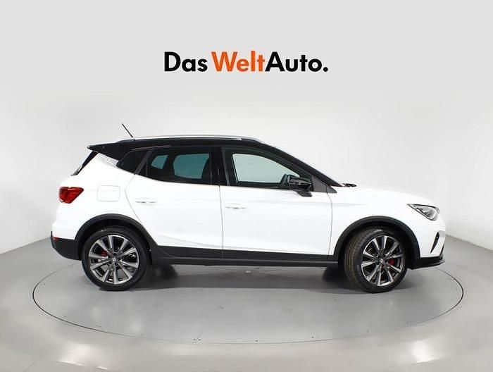 Usado Seat Arona FR 115 CV (84 kW) 2025 Blanco SUV