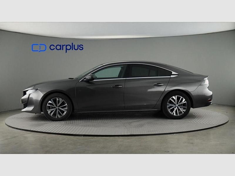 Usado Peugeot 508 Allure 130 CV (95 kW) 2021 Gris platino (metalizado) Berlina