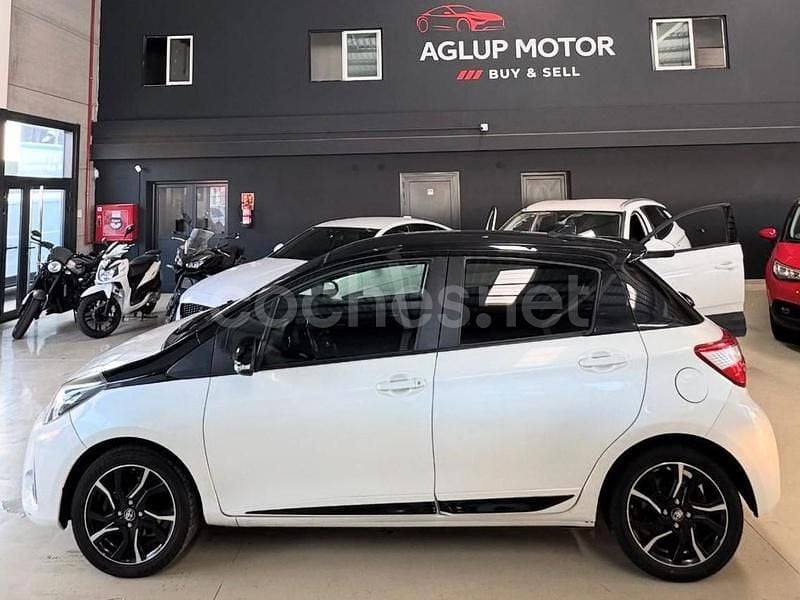 Usado Toyota Yaris 111 CV (81 kW) 2018 Blanco Berlina