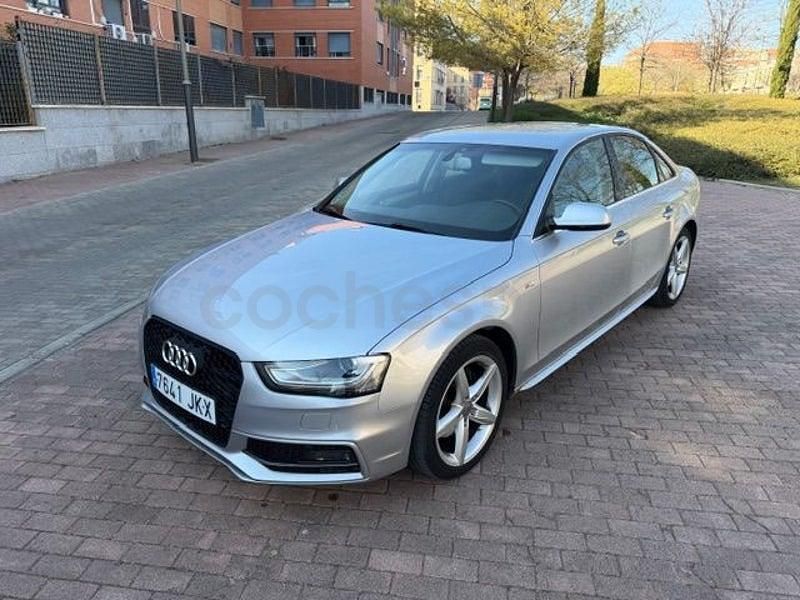 Usado Audi A4 Sport 150 CV (110 kW) 2016 Gris / plata Berlina