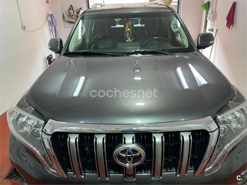 Gris / plata Usado 2016 Toyota Land Cruiser SUV | 46.000 € (Caro) - Imagen 1/4
