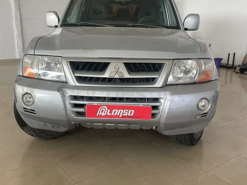 Usado Mitsubishi Montero 115 CV (84 kW) 2006 Gris / plata SUV