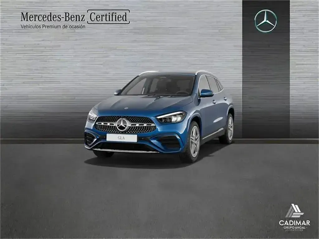 Usado Mercedes GLA200 150 CV (110 kW) 2025 Azul SUV