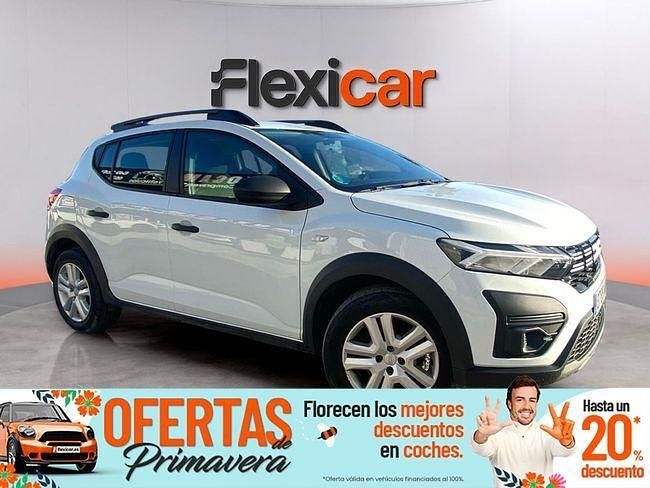 Usado Dacia Sandero Expression 101 CV (74 kW) 2023 Blanco