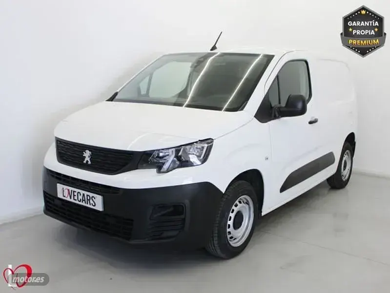 Usado Peugeot Partner S 102 CV (75 kW) 2022 Blanco Monovolumen