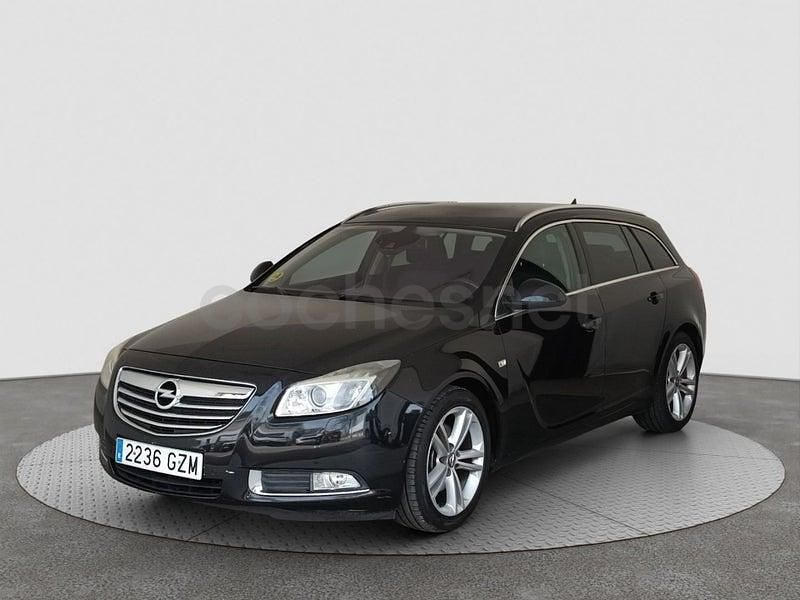 Usado Opel Insignia Sport 160 CV (117 kW) 2010 Negro Familiar