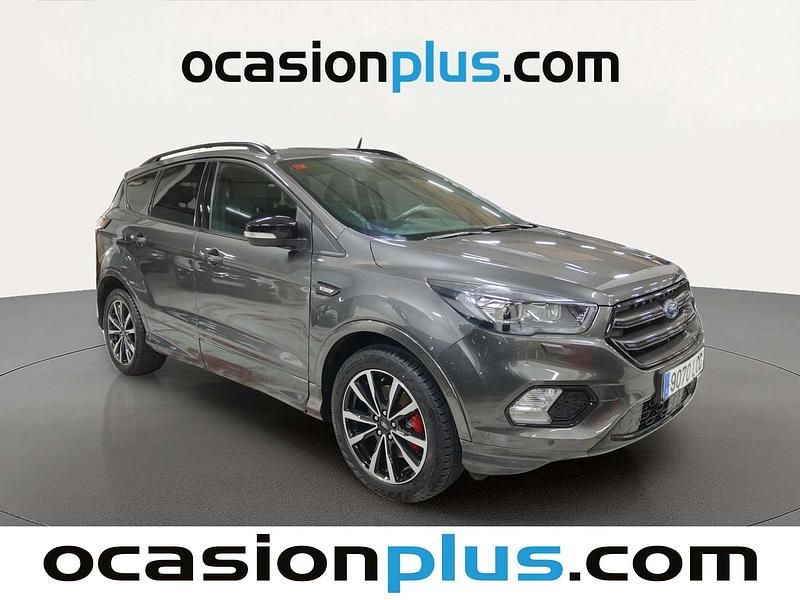Usado Ford Kuga ST-Line 150 CV (110 kW) 2019 Gris SUV