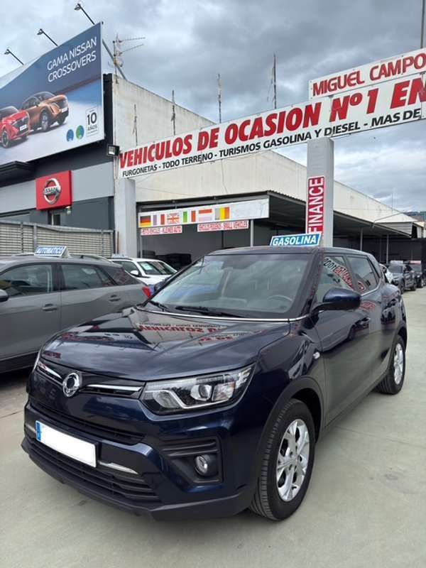 Azul Usado 2023 Ssangyong Tivoli SUV | 16.500 € - Imagen 1/4
