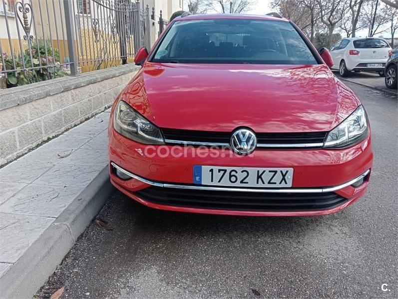 Używany VW Golf VII Advance 150 KM (110 kW) 2019 Czerwony Kombi