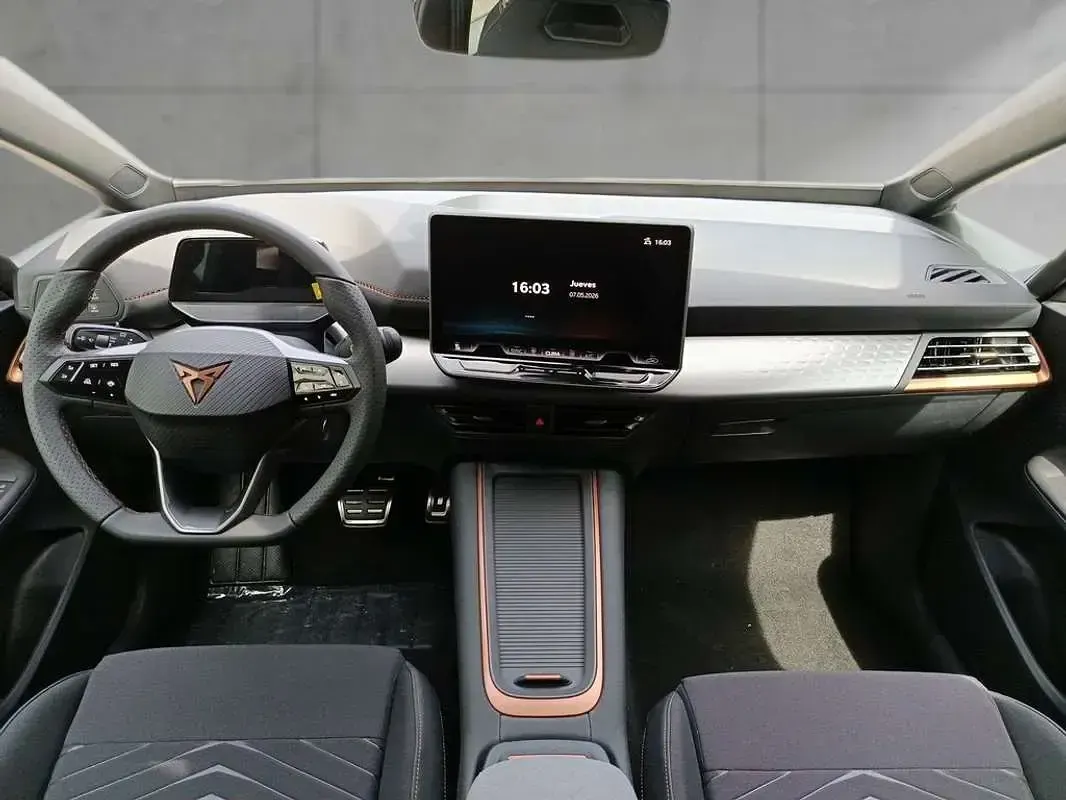 Nuevo Cupra Born 150 kW (204 CV) 2026 Blanco Utilitario
