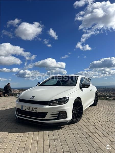 Blanco Usado 2017 VW Scirocco R-line Coupe | 16.150 € (Precio justo) - Imagen 1/4