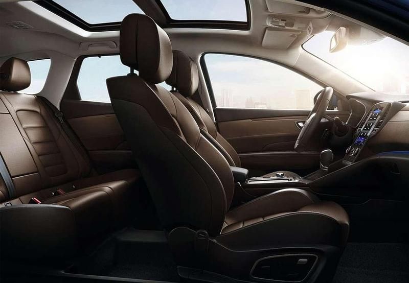 Usado Renault Talisman Zen 160 CV (117 kW) 2017 Negro Familiar