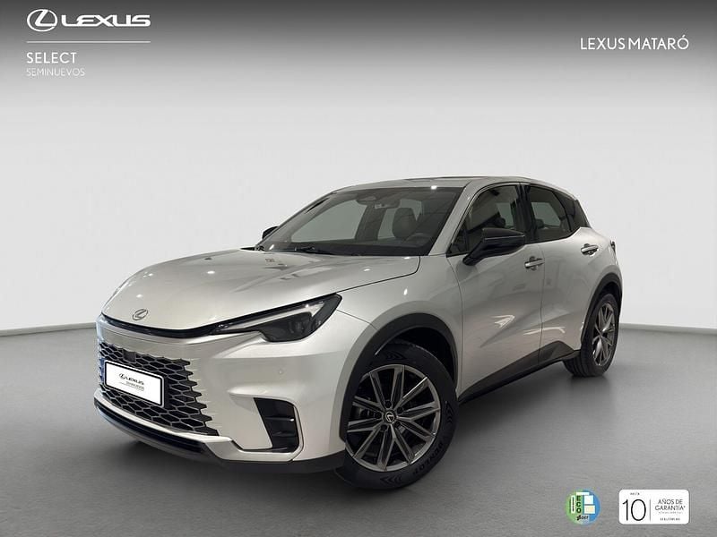 Usado Lexus LBX 136 CV (100 kW) 2025 Gris SUV