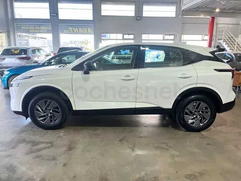 Usado Nissan Qashqai Acenta 190 CV (139 kW) 2022 Blanco SUV