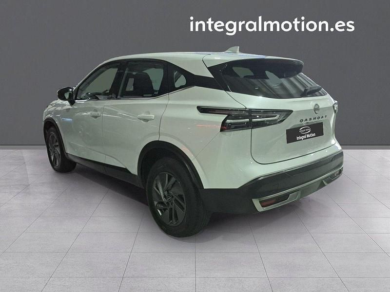 Usado Nissan Qashqai Acenta 157 CV (115 kW) 2024 Blanco SUV