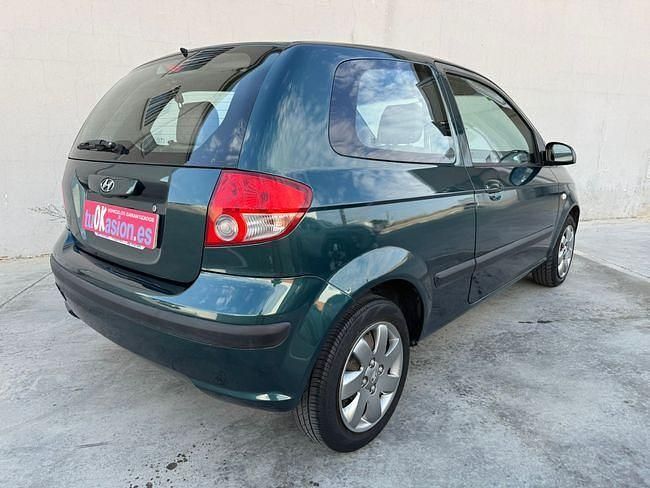 Usado Hyundai Getz GLS 65 CV (47 kW) 2003 Verde Utilitario