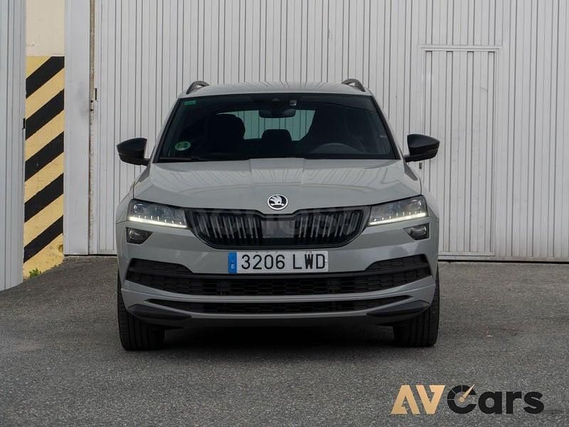 Usado Skoda Karoq SportLine 150 CV (110 kW) 2022 Gris / plata SUV