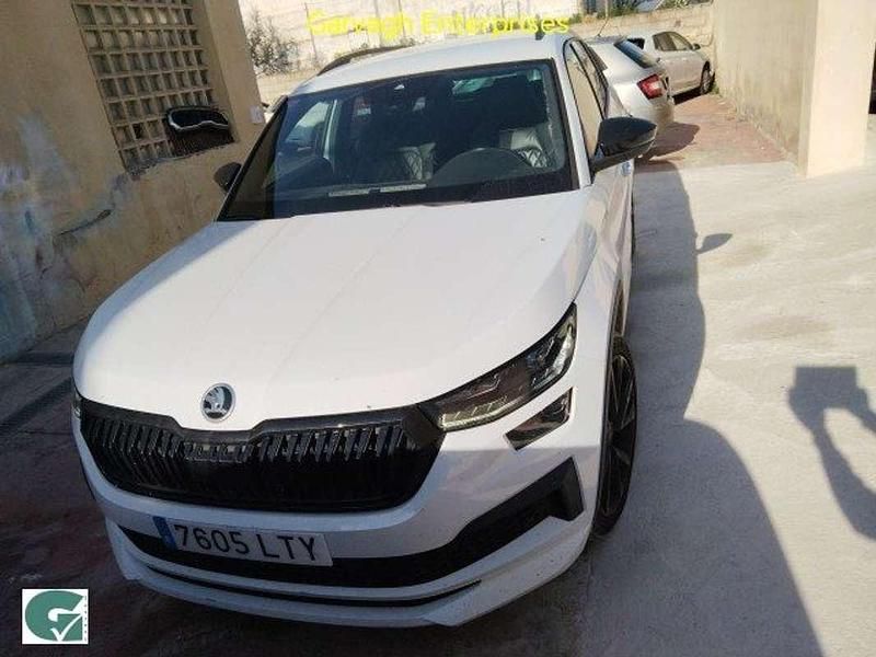 Usado Skoda Kodiaq SportLine 150 CV (110 kW) 2021 Blanco SUV