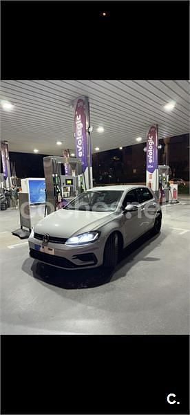 Usado VW Golf VII R 310 CV (228 kW) 2018 Gris / plata Familiar