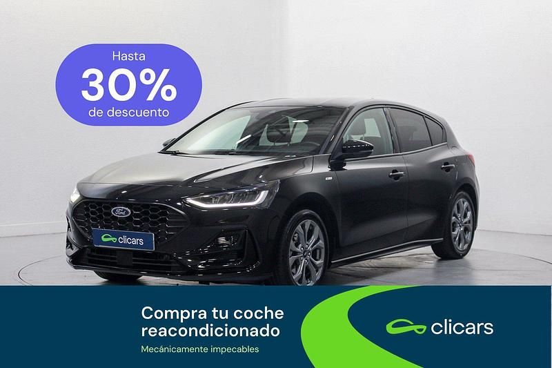 Usado Ford Focus ST-Line 155 CV (114 kW) 2023 Negro Berlina