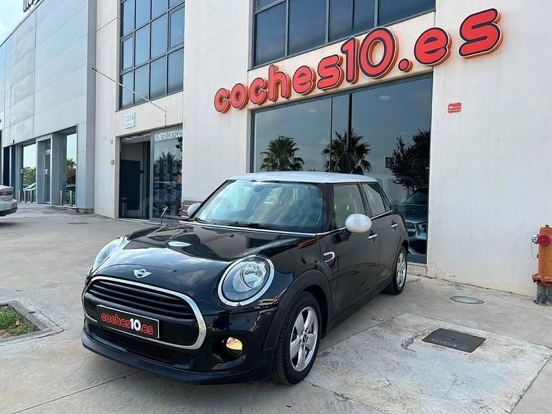 Usado Mini Cooper D 116 CV (85 kW) 2016 Negro Utilitario