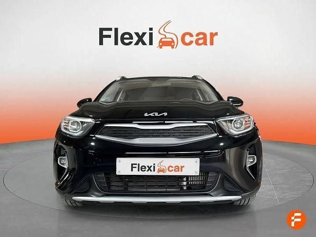 Usado Kia Stonic 100 CV (73 kW) 2022 Negro SUV