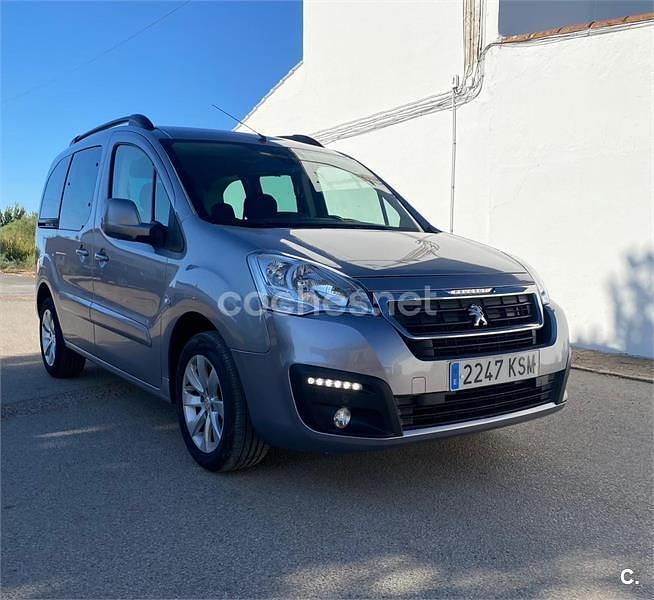 Gris / plata Usado 2016 Peugeot Partner Tepee Outdoor Monovolumen | 12.700 € (Precio justo) - Imagen 1/4