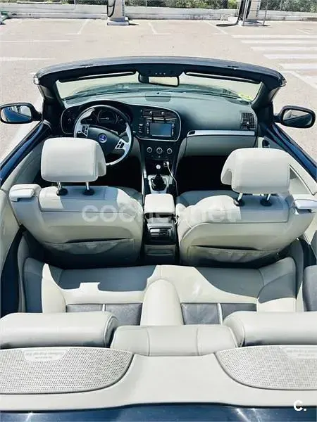 Usado Saab 9-3 Linear 150 CV (110 kW) 2010 Negro Descapotable