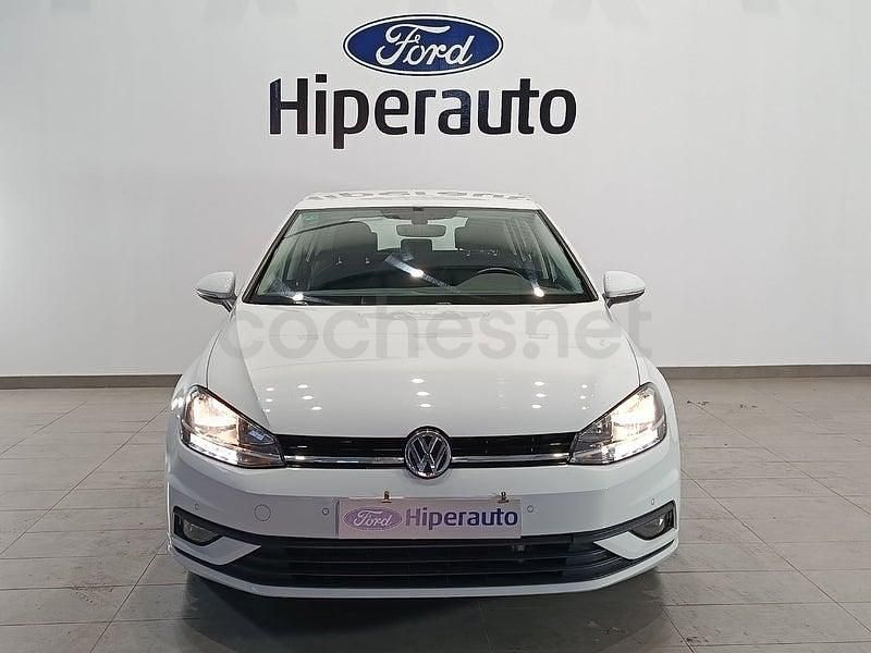 Usado VW Golf VII Advance 115 CV (84 kW) 2020 Blanco Berlina