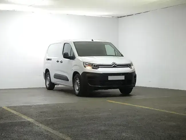 Usado Citroën e-Berlingo 100 kW (136 CV) 2024 Blanco Monovolumen