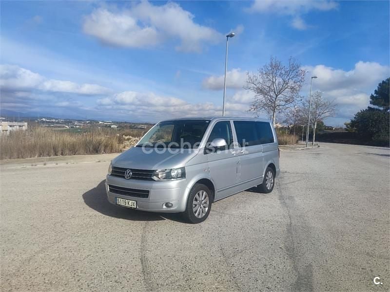 Usado VW Multivan Highline 180 CV (132 kW) 2011 Gris / plata Van