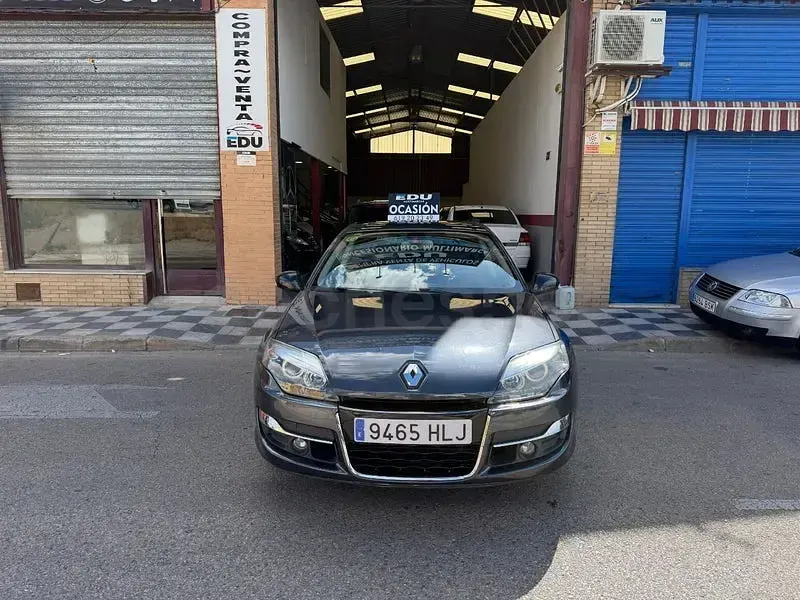 Usado Renault Laguna III GT 150 CV (110 kW) 2012 Gris / plata Berlina