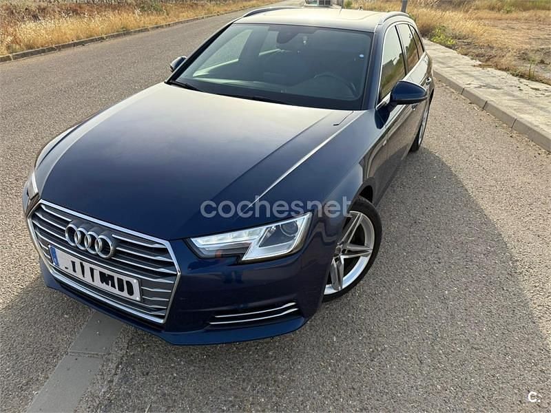 Usado Audi A4 S-Line 150 CV (110 kW) 2018 Azul Familiar