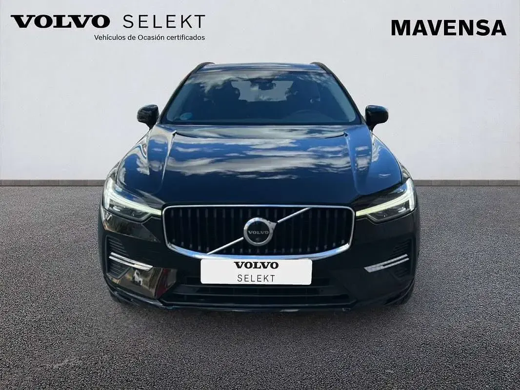 Usado Volvo XC60 Momentum 197 CV (144 kW) 2021 Negro SUV