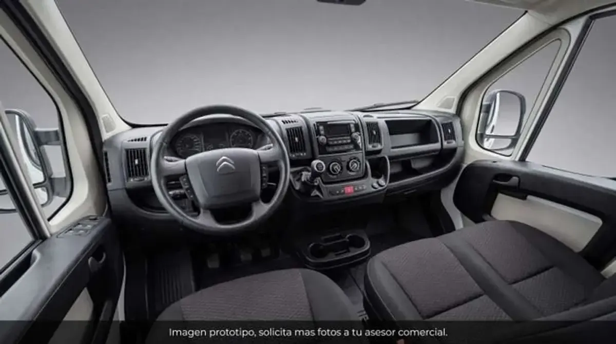 Usado Citroën Jumper 140 CV (102 kW) 2023 Blanco Monovolumen