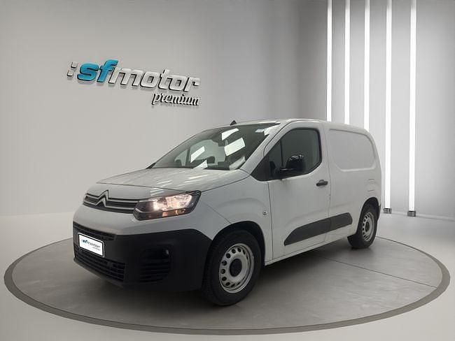 Blanco Usado 2023 Citroën e-Berlingo Monovolumen | 25.900 € (Caro) - Imagen 1/4