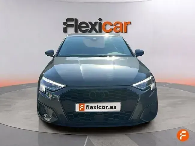 Usado Audi A3 Sportback e-tron 110 CV (80 kW) 2023 Gris Utilitario