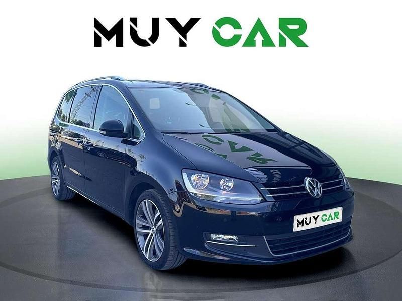 Azul Usado 2017 VW Sharan Advance Monovolumen | 20.990 € (Un poco caro) - Imagen 1/4