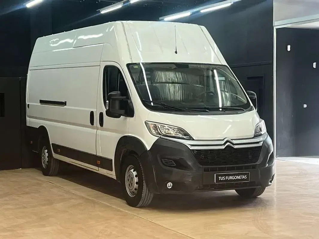 Usado Citroën Jumper 163 CV (119 kW) 2018 Blanco Monovolumen