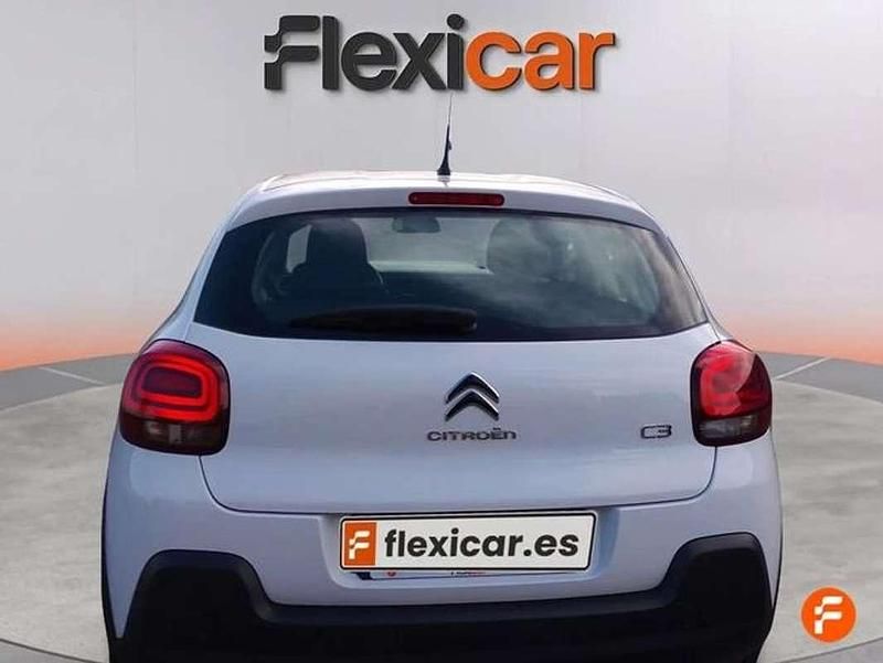 Usado Citroën C3 Feel 110 CV (80 kW) 2020 Blanco Utilitario
